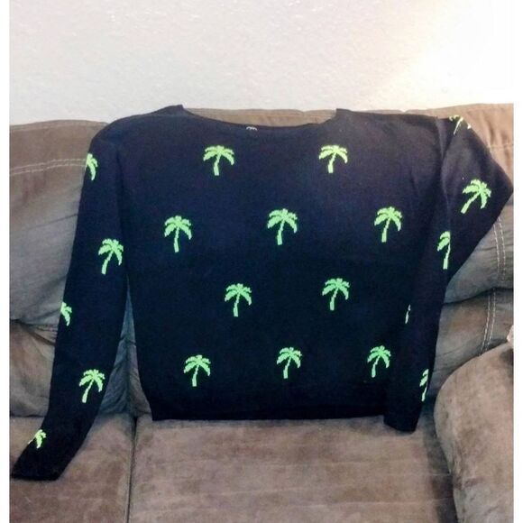 Classic Hollister Palm Tree Print Knit Pullover Sweater - Picture 6 of 7